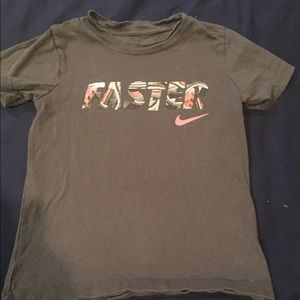 Nike short sleeve shirt